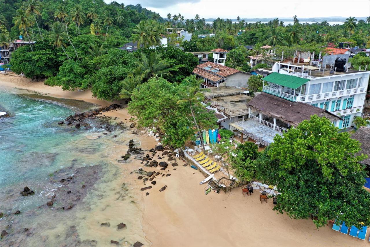 Surf Bar Mirissa Otel Dış mekan fotoğraf