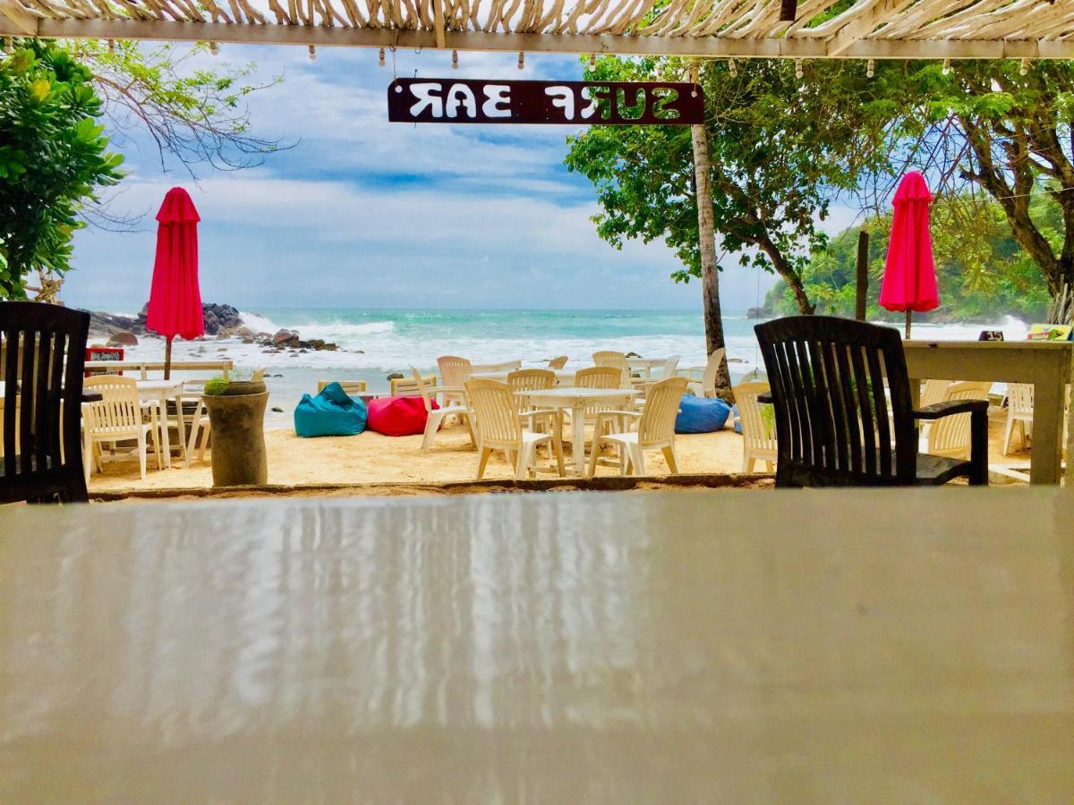 Surf Bar Mirissa Otel Dış mekan fotoğraf