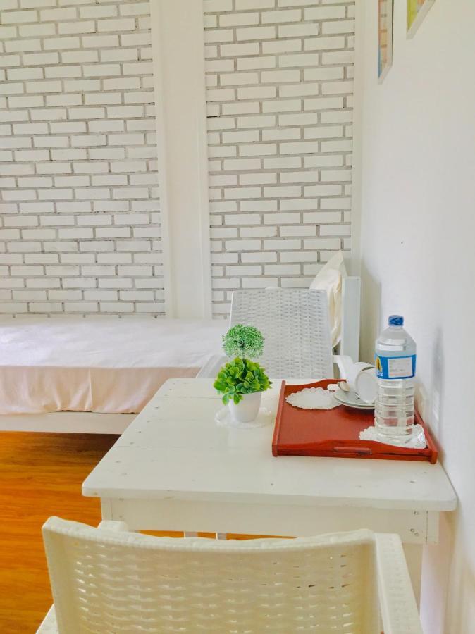 Surf Bar Mirissa Otel Dış mekan fotoğraf