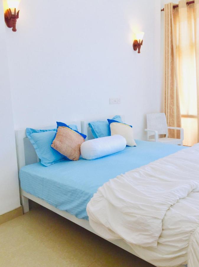 Surf Bar Mirissa Otel Dış mekan fotoğraf