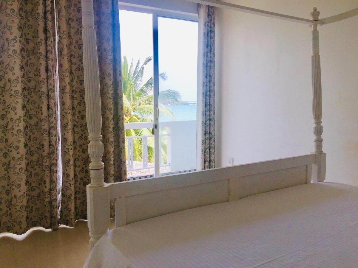 Surf Bar Mirissa Otel Dış mekan fotoğraf
