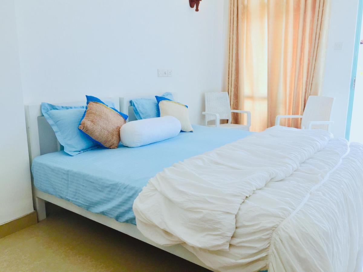 Surf Bar Mirissa Otel Dış mekan fotoğraf