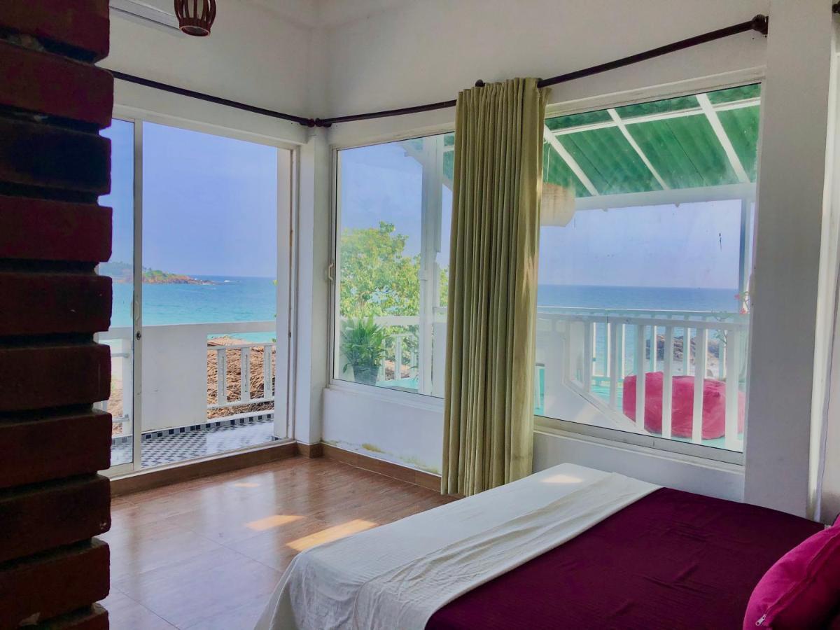 Surf Bar Mirissa Otel Dış mekan fotoğraf